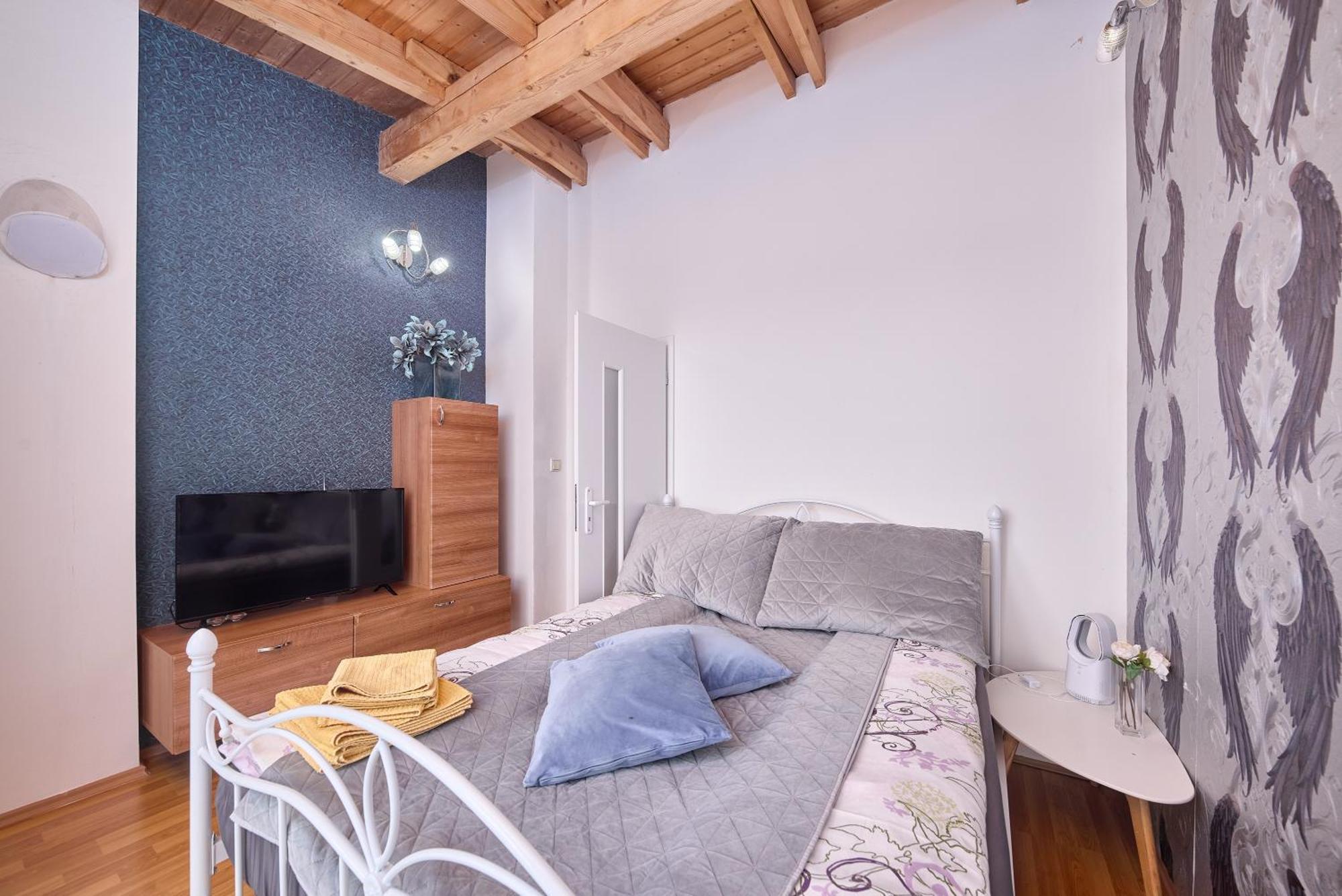 Dream Apartment Братислава Екстериор снимка
